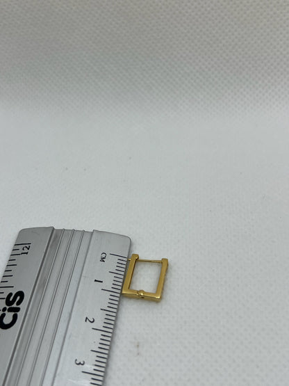 brinco de argola retangular